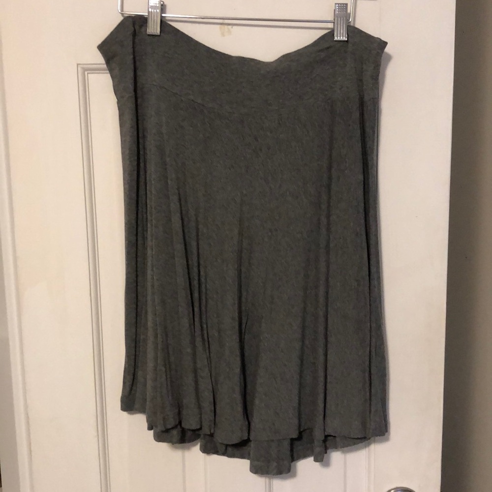 🌱H&M Gray skirt